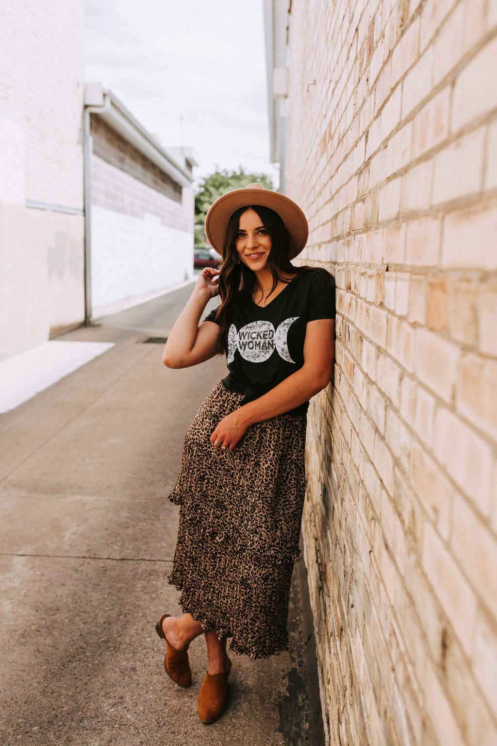 "Wicked Woman" Vintage Gray Womens V-Neck Tee